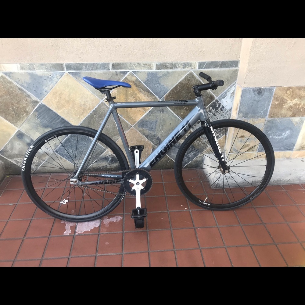 Engine 11 breaker fixie